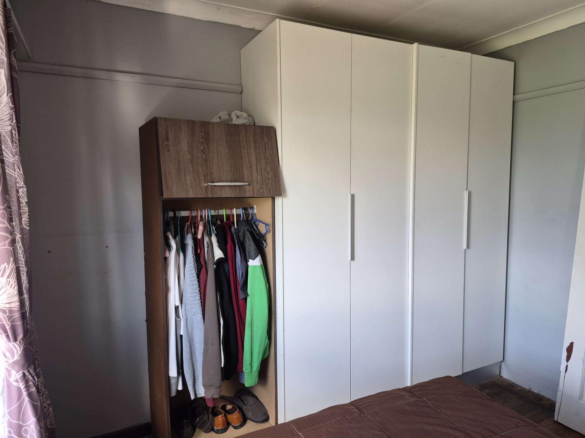  of property in Algoa Park