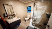 Bathroom 1 of property in Olivedale