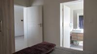 Bed Room 1 - 12 square meters of property in Longlake 