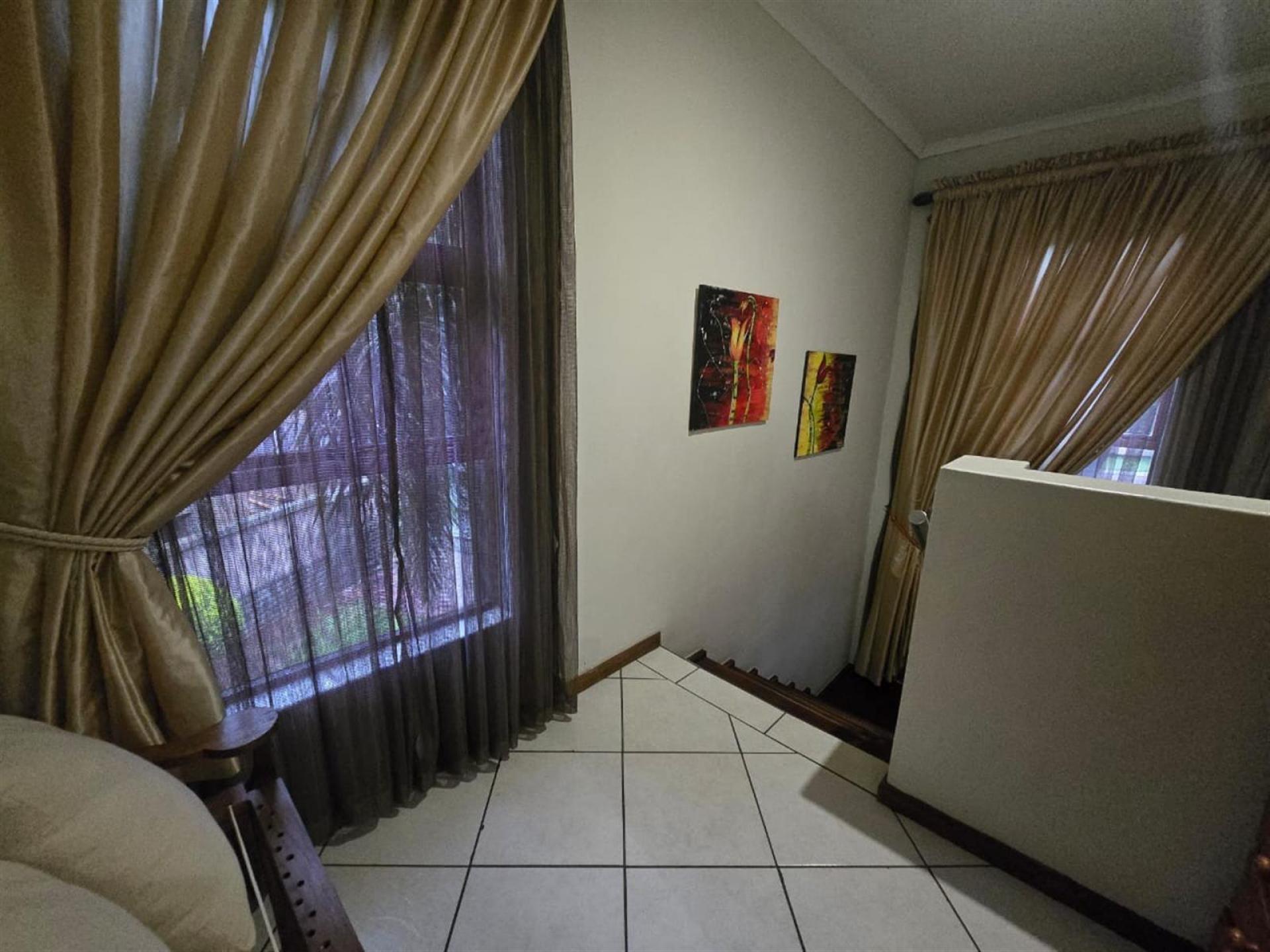  of property in Bendor