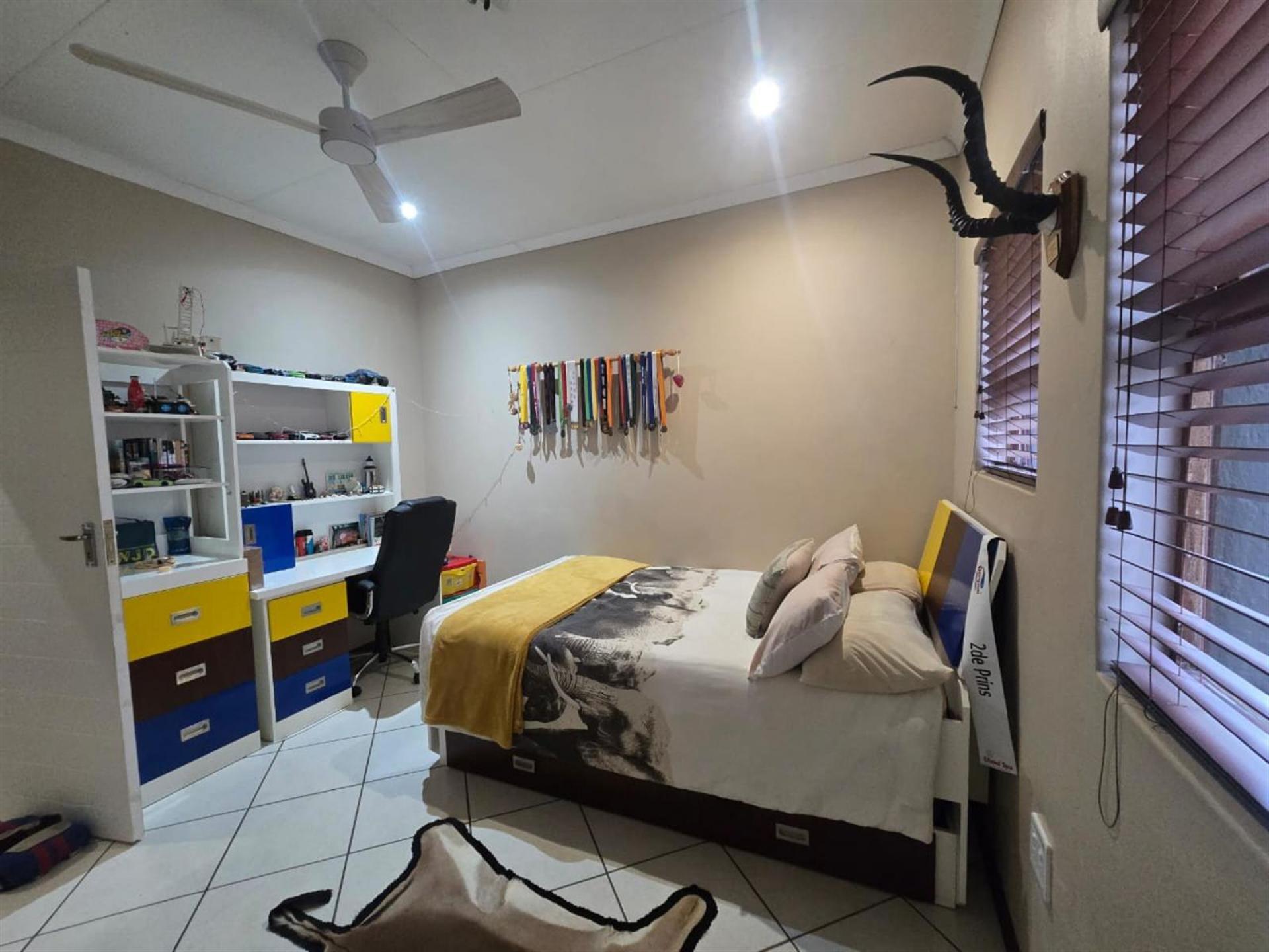  of property in Bendor