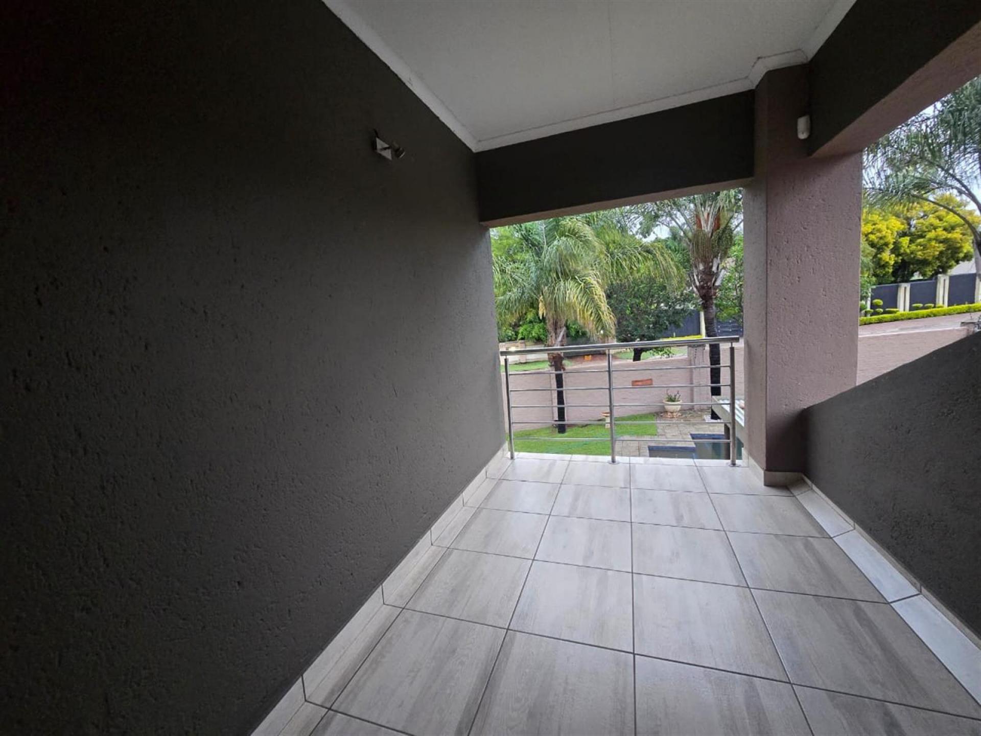  of property in Bendor