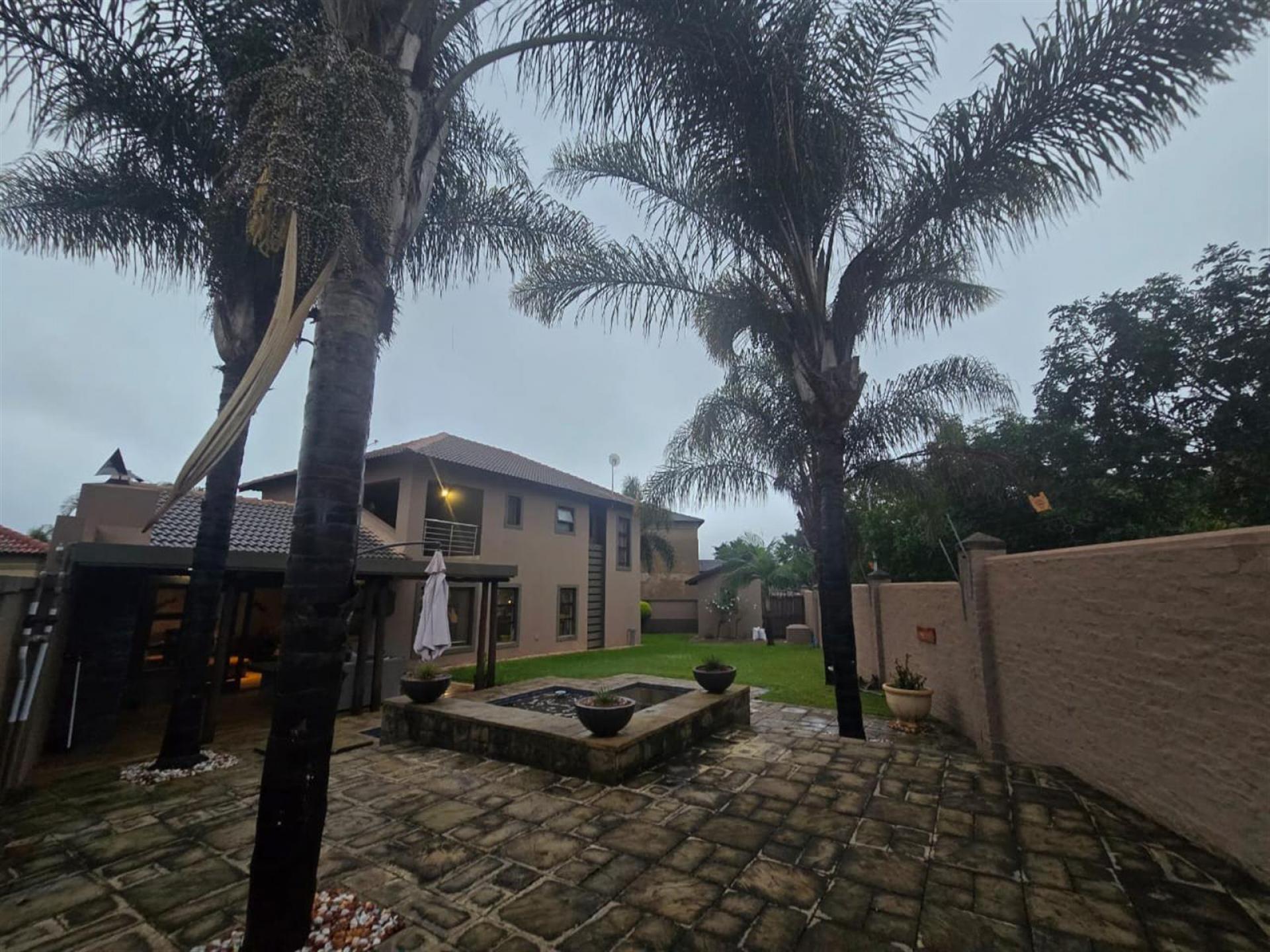  of property in Bendor