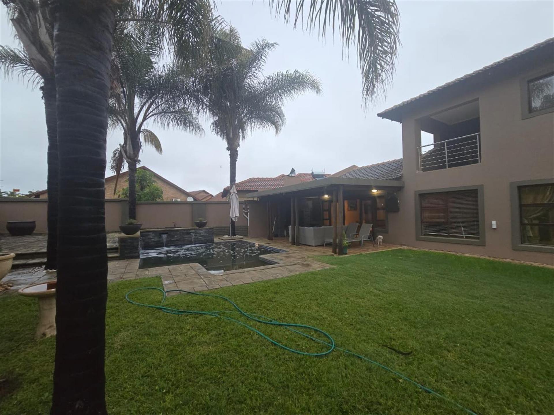  of property in Bendor