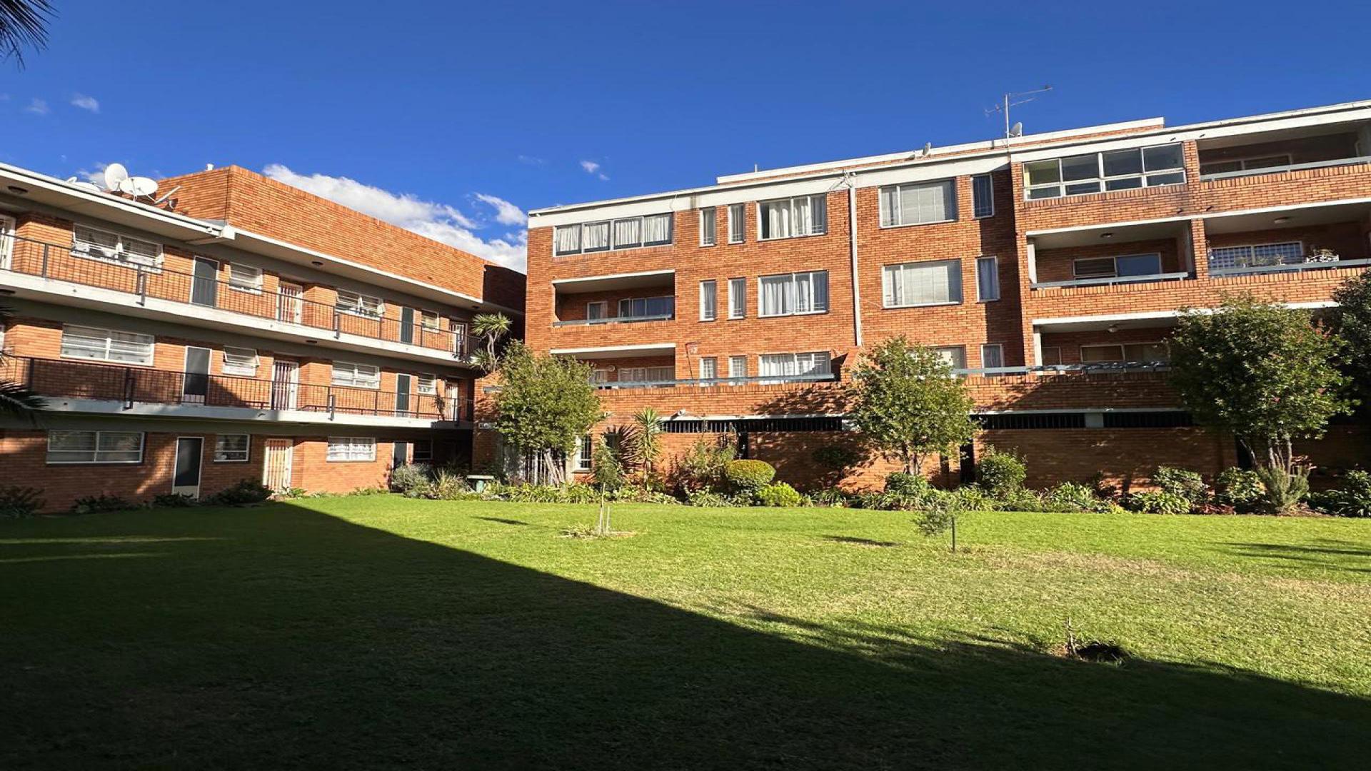 Front View of property in Malvern