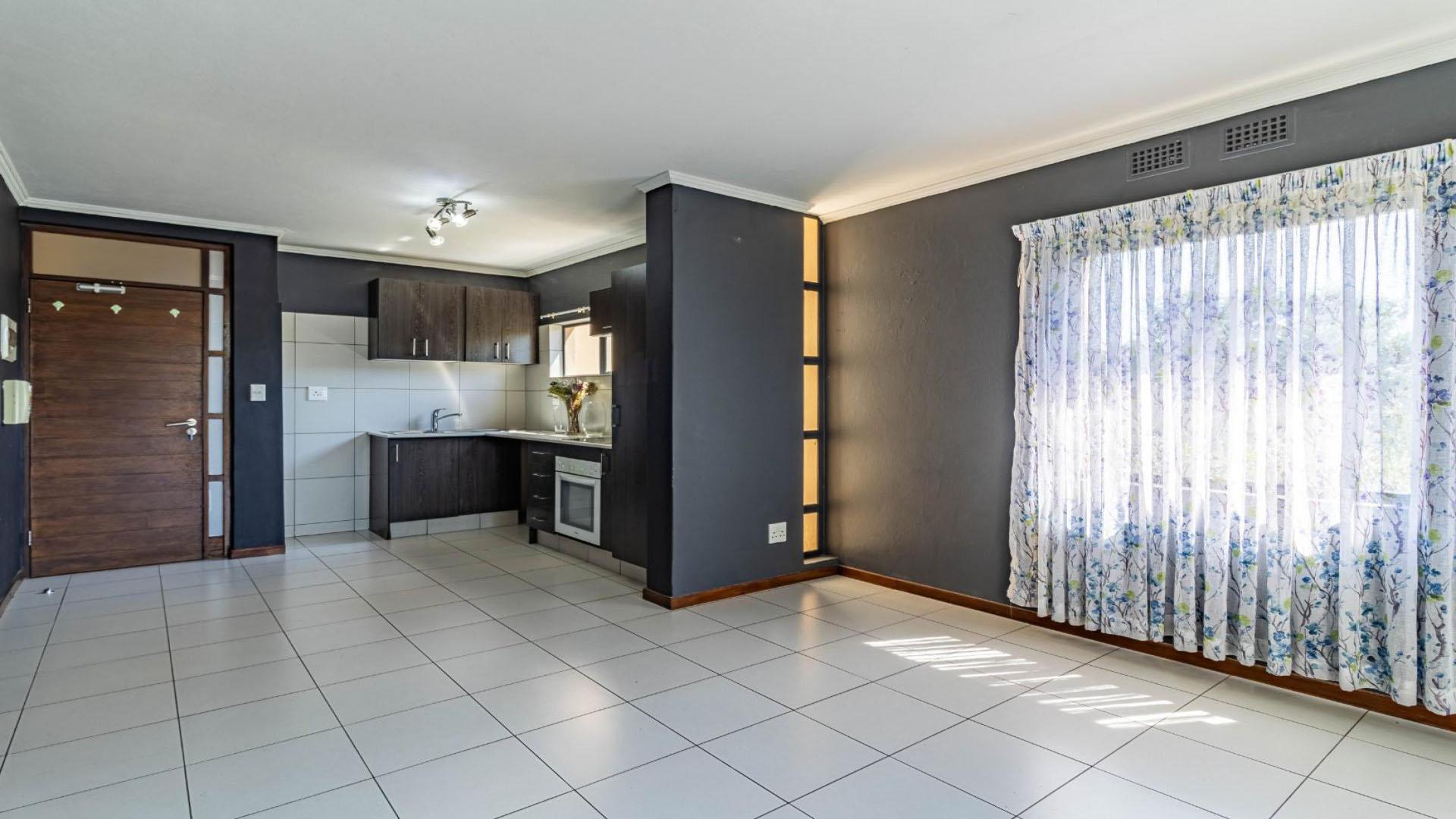  of property in Jackal Creek Golf Estate