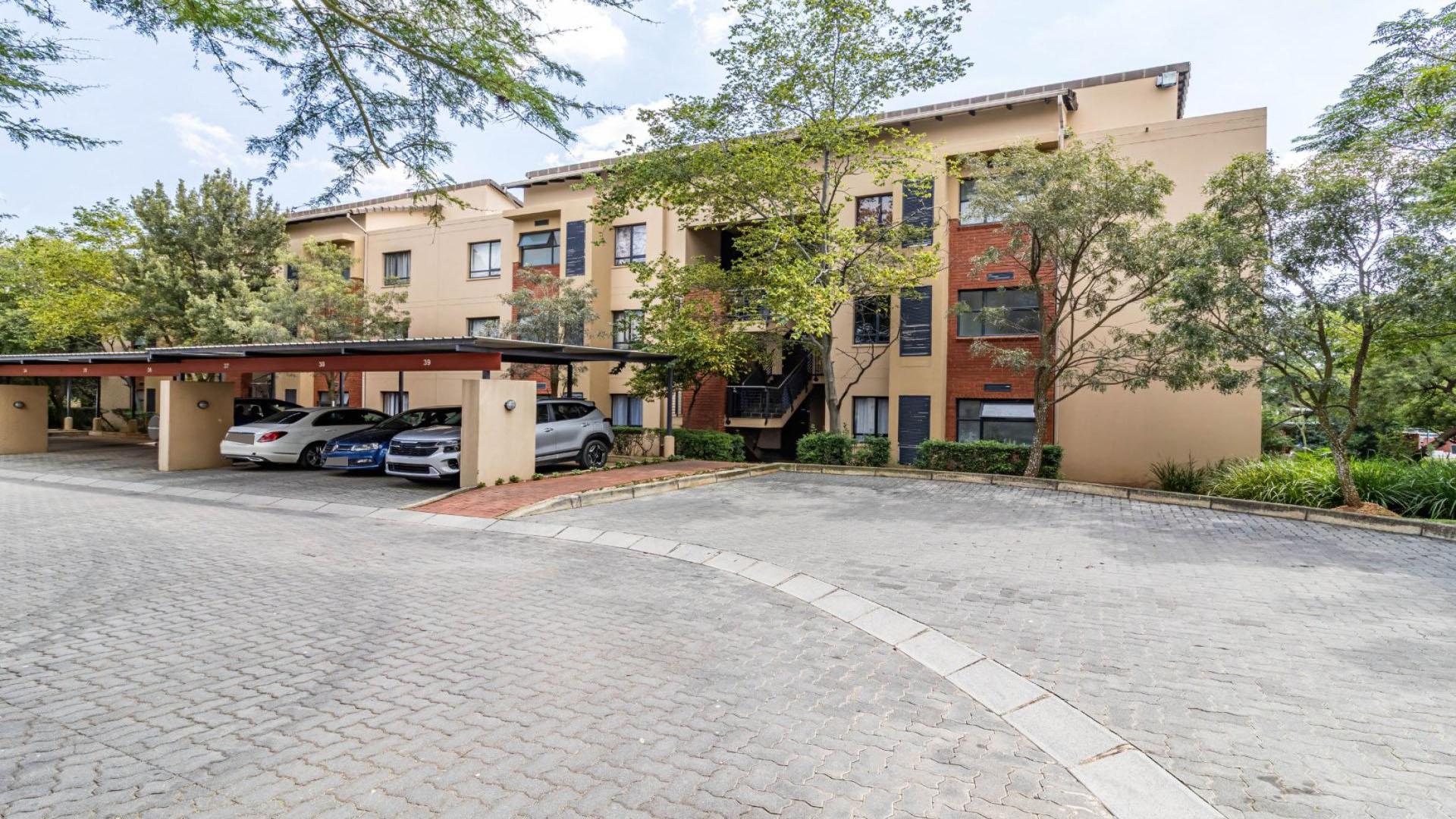  of property in Jackal Creek Golf Estate