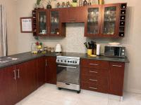  of property in Safarituine