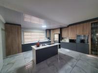  of property in Zakariyya Park