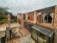  of property in Glenvista