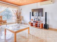  of property in Glenvista