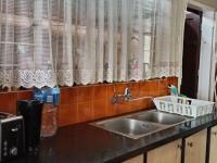  of property in Glenvista