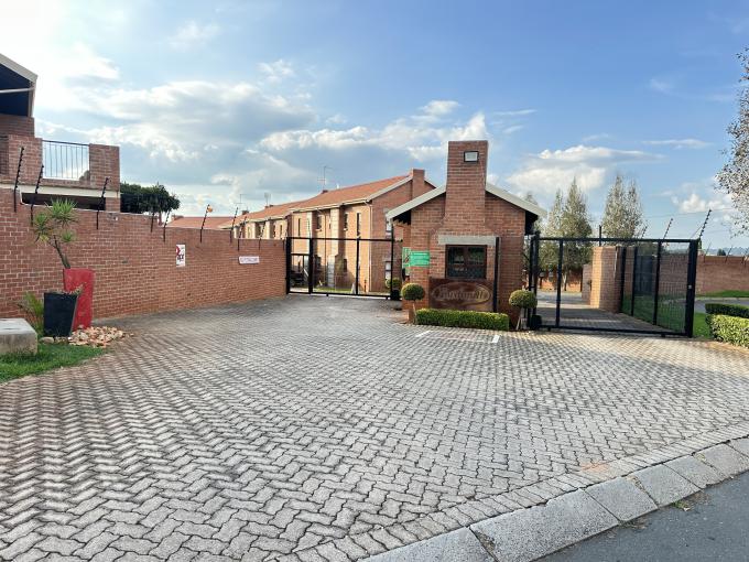1 Bedroom Apartment for Sale For Sale in Amorosa A.H. - MR712231