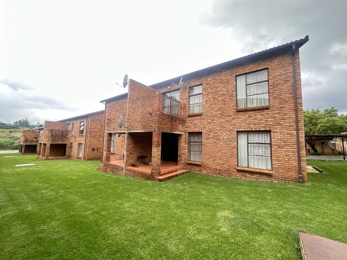 2 Bedroom Apartment for Sale For Sale in Wilgeheuwel  - MR712232