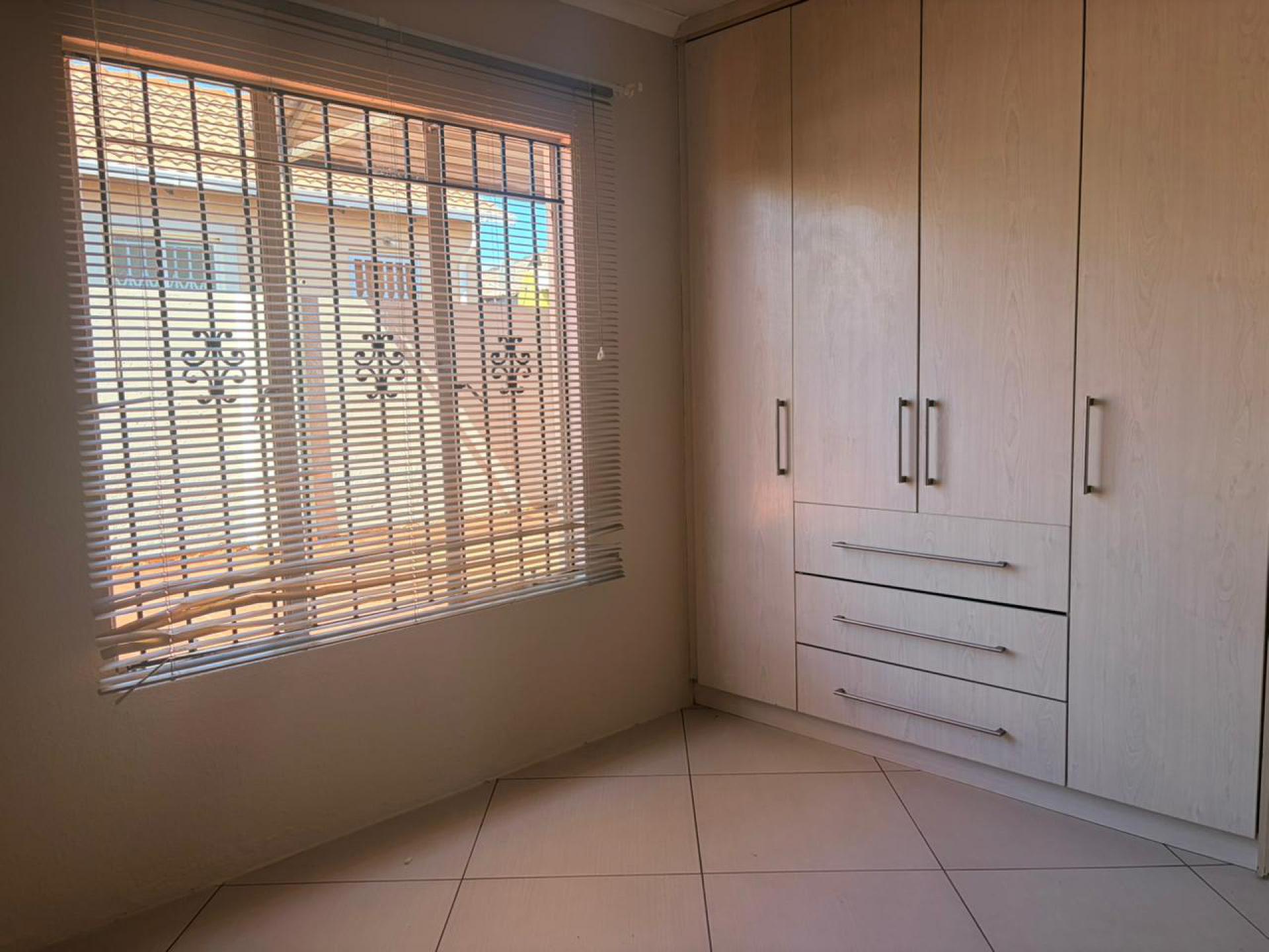 of property in Rosslyn