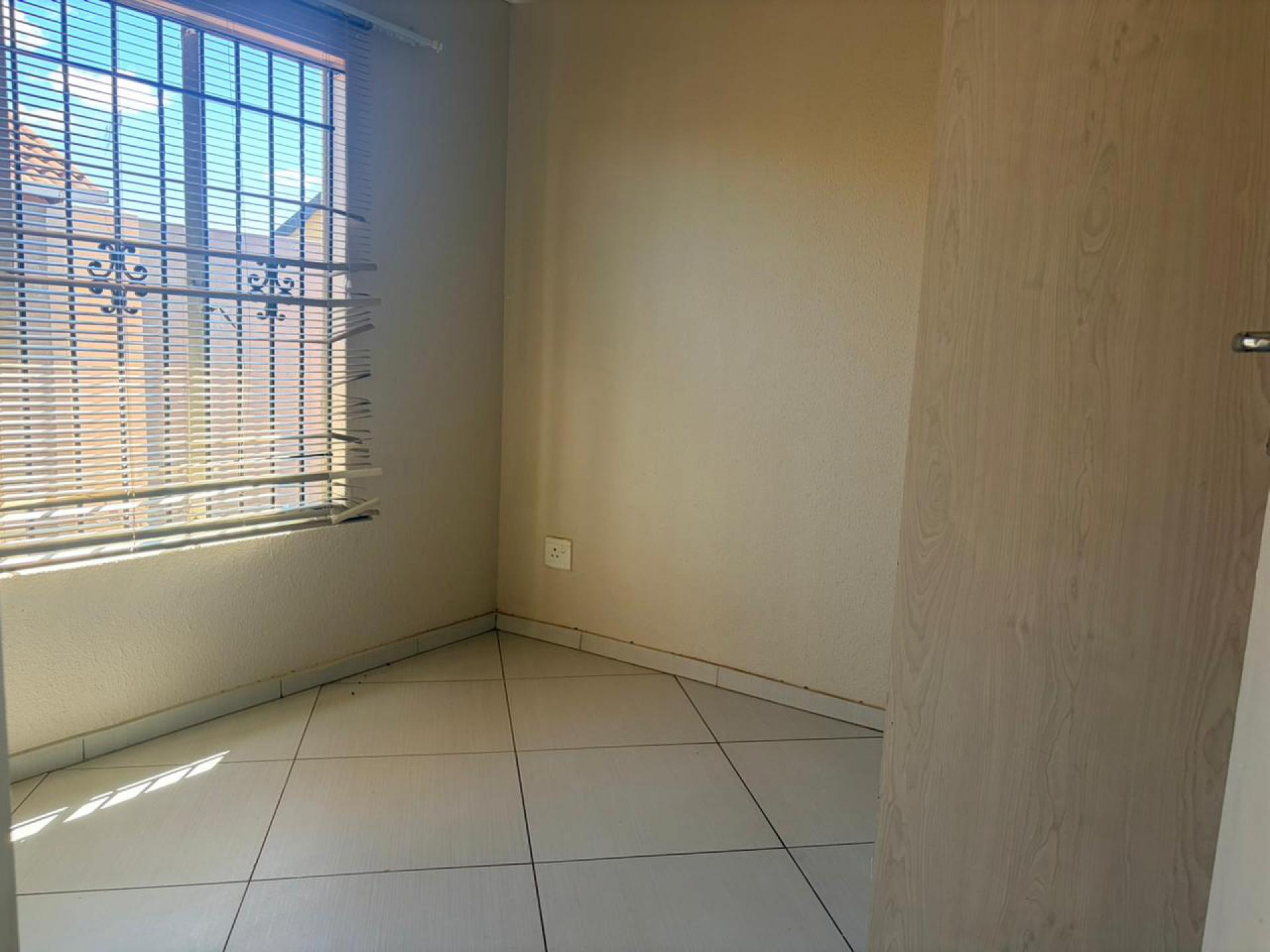  of property in Rosslyn