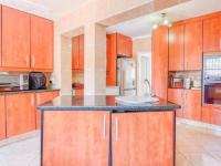  of property in Glenvista