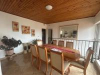  of property in Glenvista