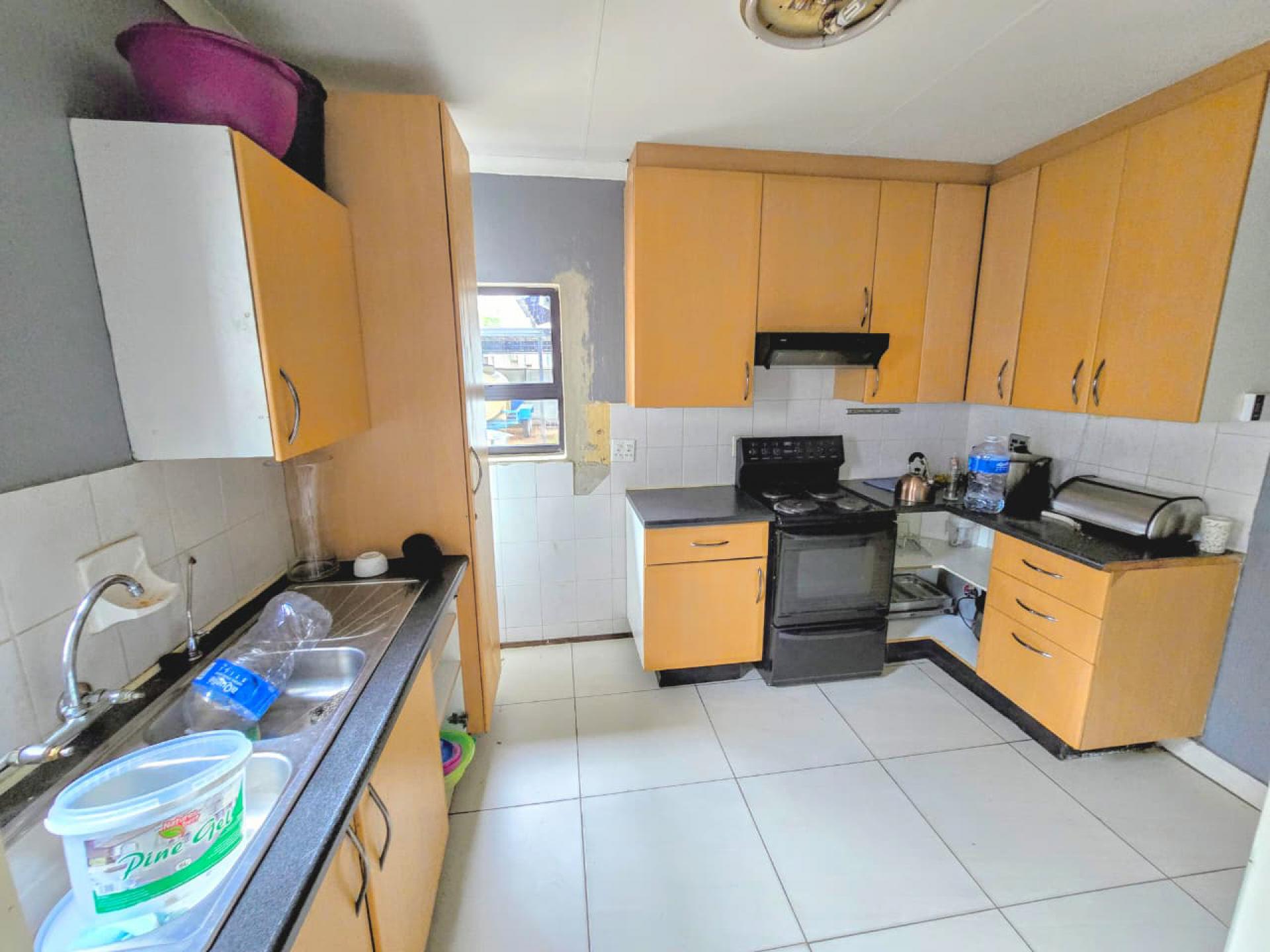  of property in Sinoville