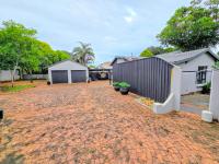 3 Bedroom 1 Bathroom House for sale in Sinoville