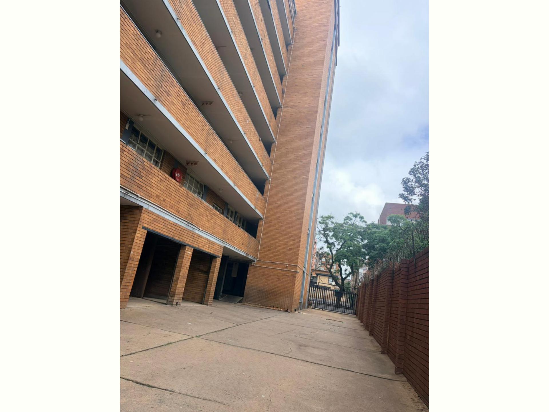  of property in Sunnyside