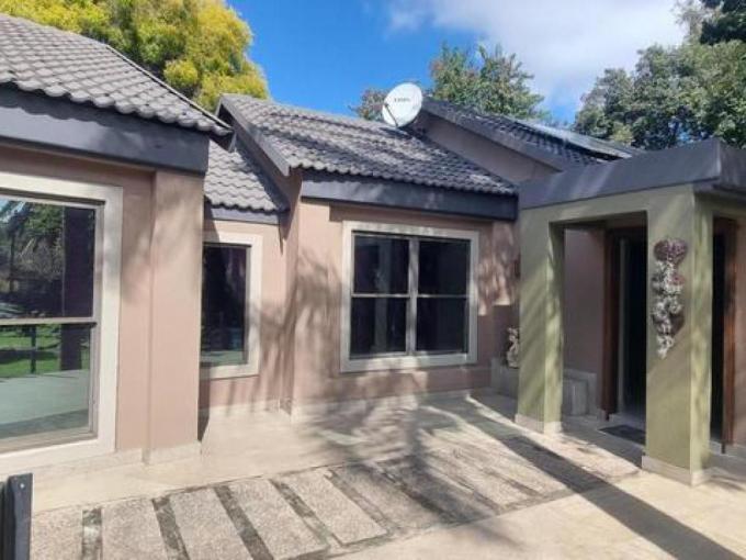 4 Bedroom House for Sale For Sale in Rooihuiskraal - MR712256