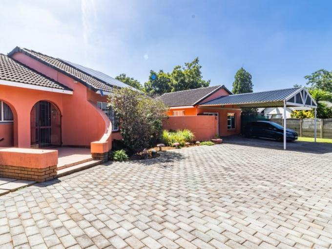 3 Bedroom House for Sale For Sale in Brackenhurst - MR712276