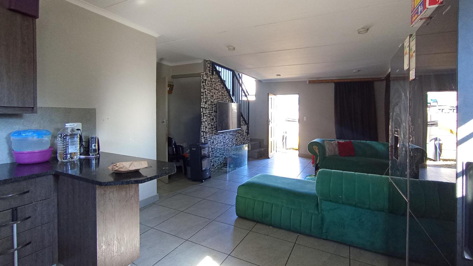 Kitchen - 11 square meters of property in Andeon
