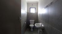 Guest Toilet - 3 square meters of property in Andeon