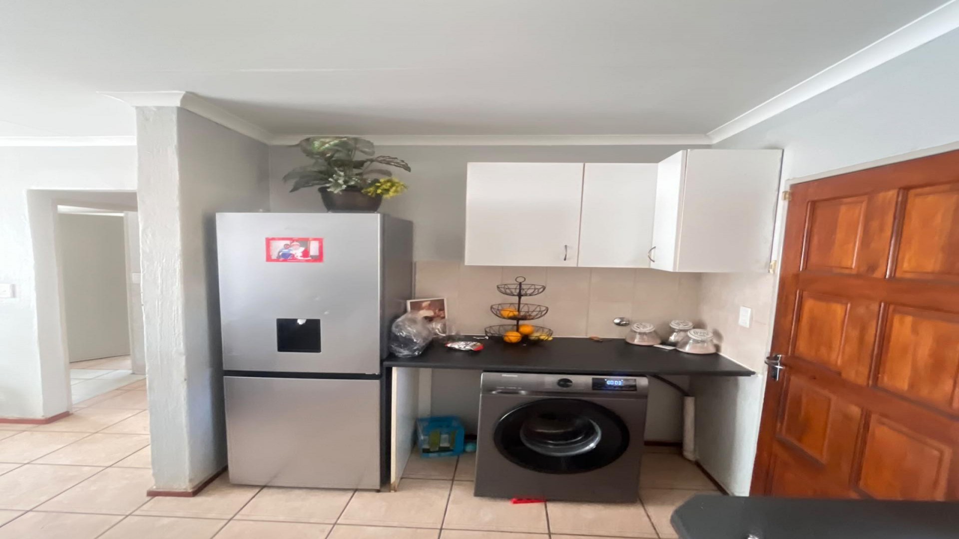 Kitchen of property in Heuwelsig Estate