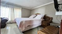 Bed Room 1 of property in Atteridgeville