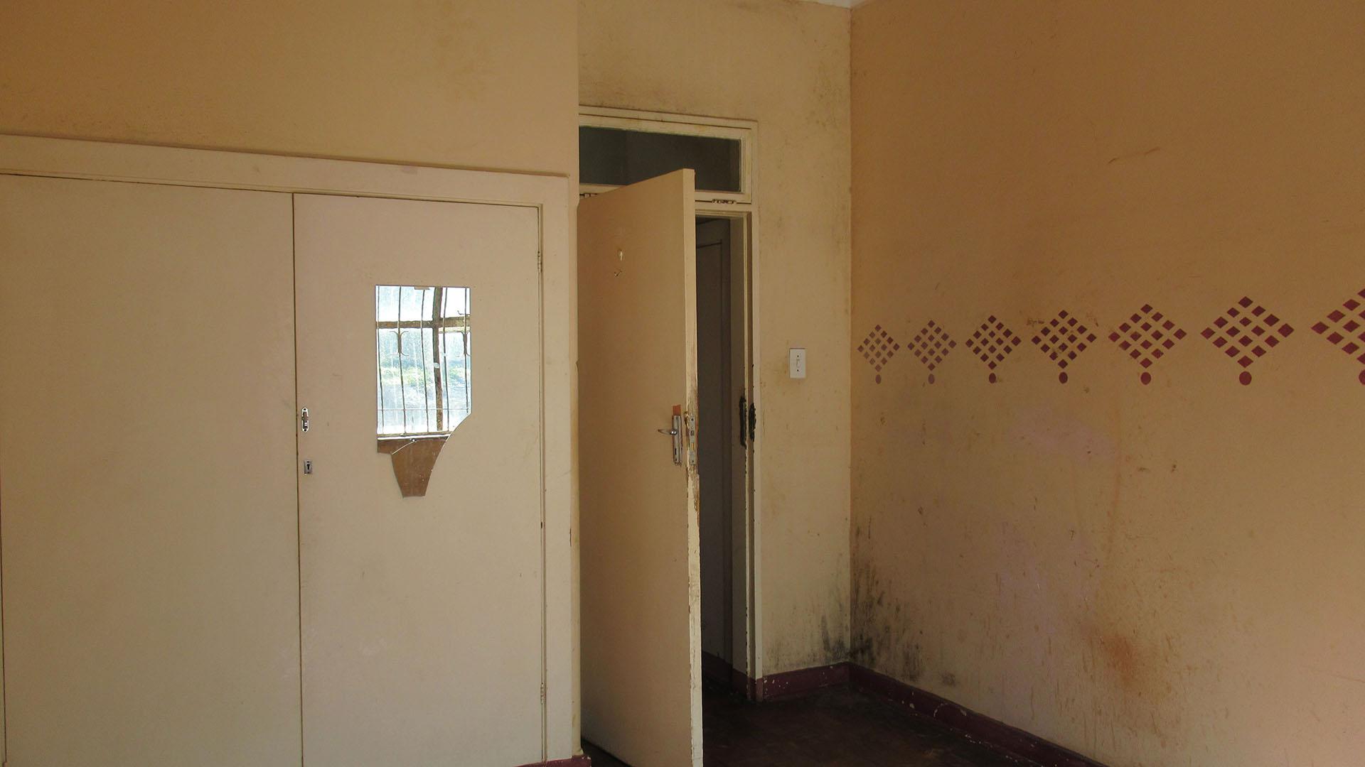 Bed Room 5+ - 47 square meters of property in Bellevue
