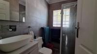 Bathroom 1 - 5 square meters of property in Beyers Park