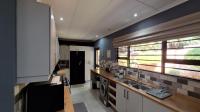 Kitchen - 46 square meters of property in Weltevreden Park