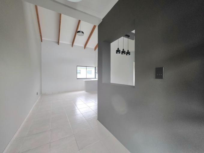 3 Bedroom Apartment to Rent in Waterval East - Property to rent - MR712356