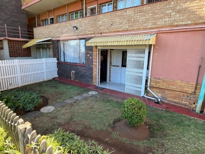 1 Bedroom Apartment for Sale For Sale in Amanzimtoti  - MR712364
