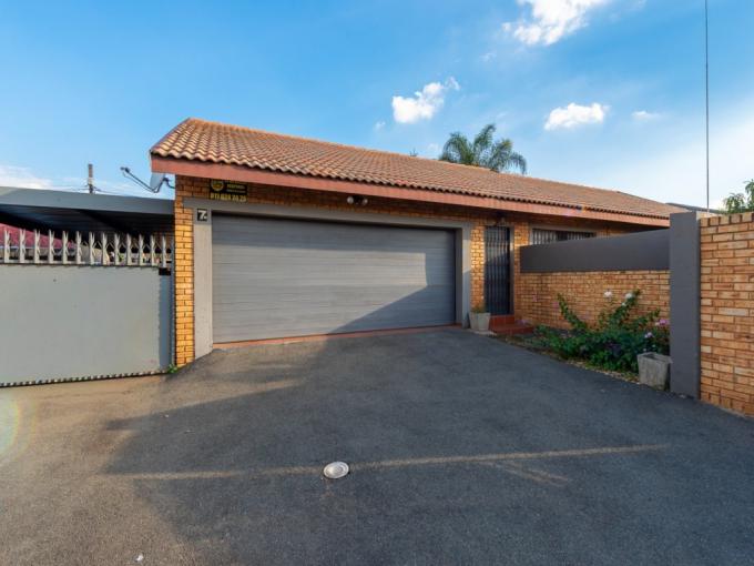 3 Bedroom House for Sale For Sale in Raceview - MR712375