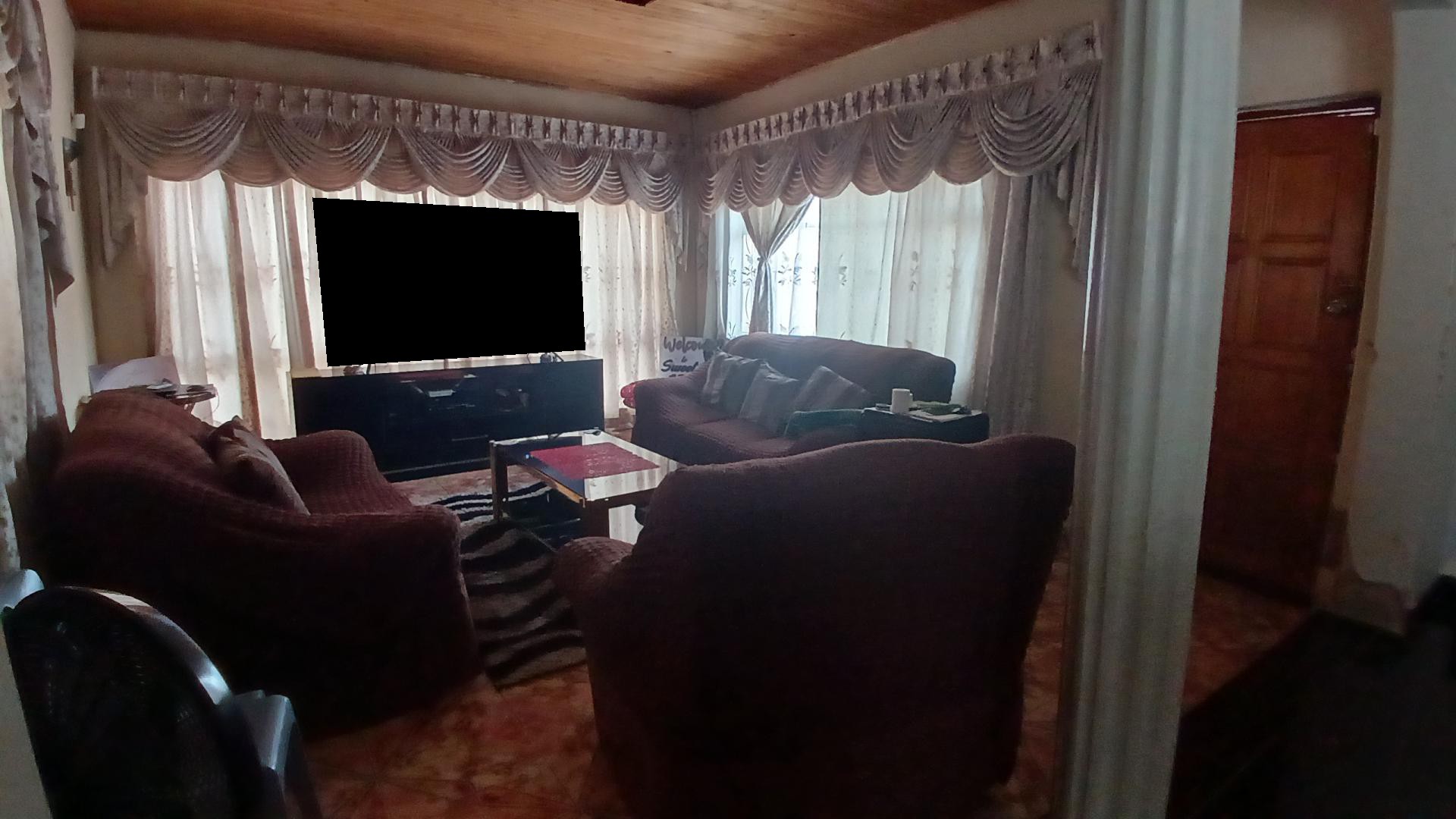 Lounges of property in Temba