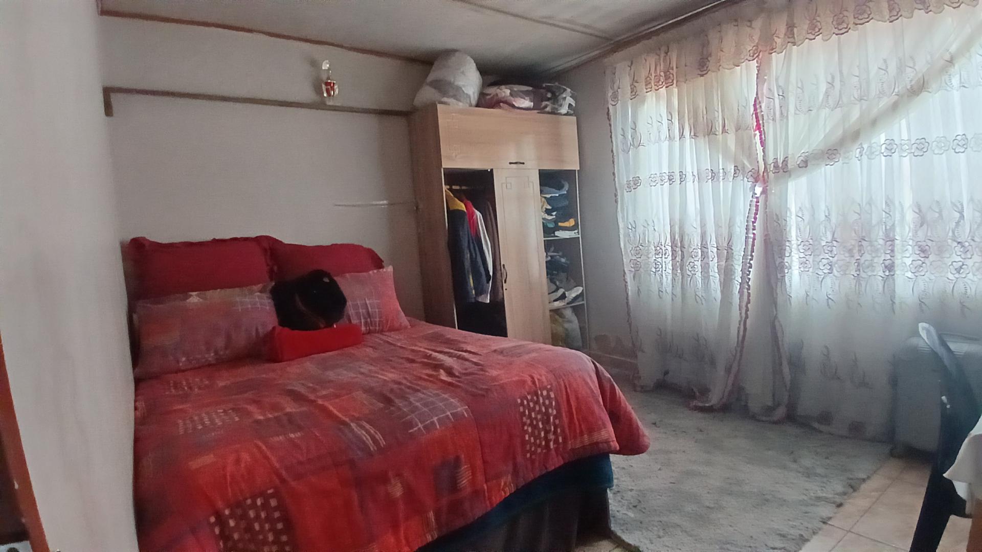 Bed Room 3 of property in Temba