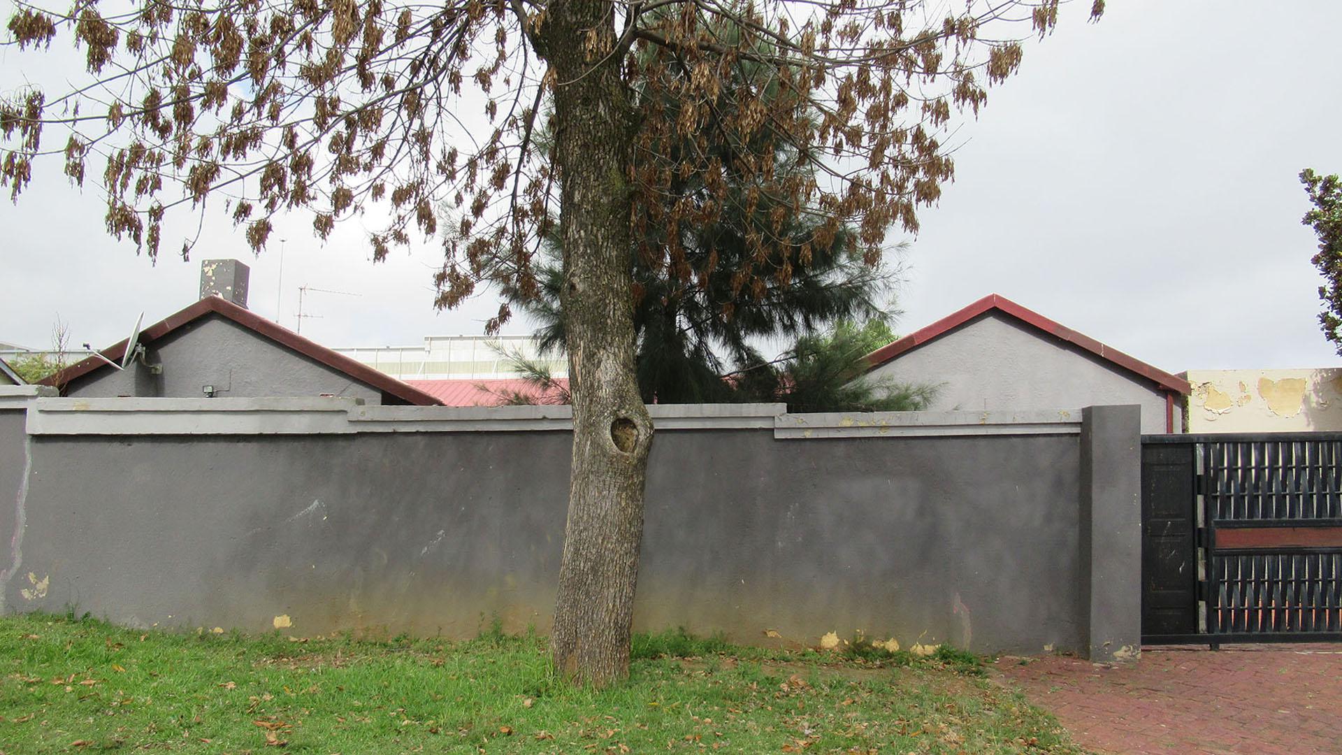 Front View of property in Klopperpark