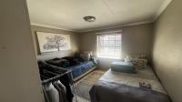 Bed Room 2 of property in Lakefield