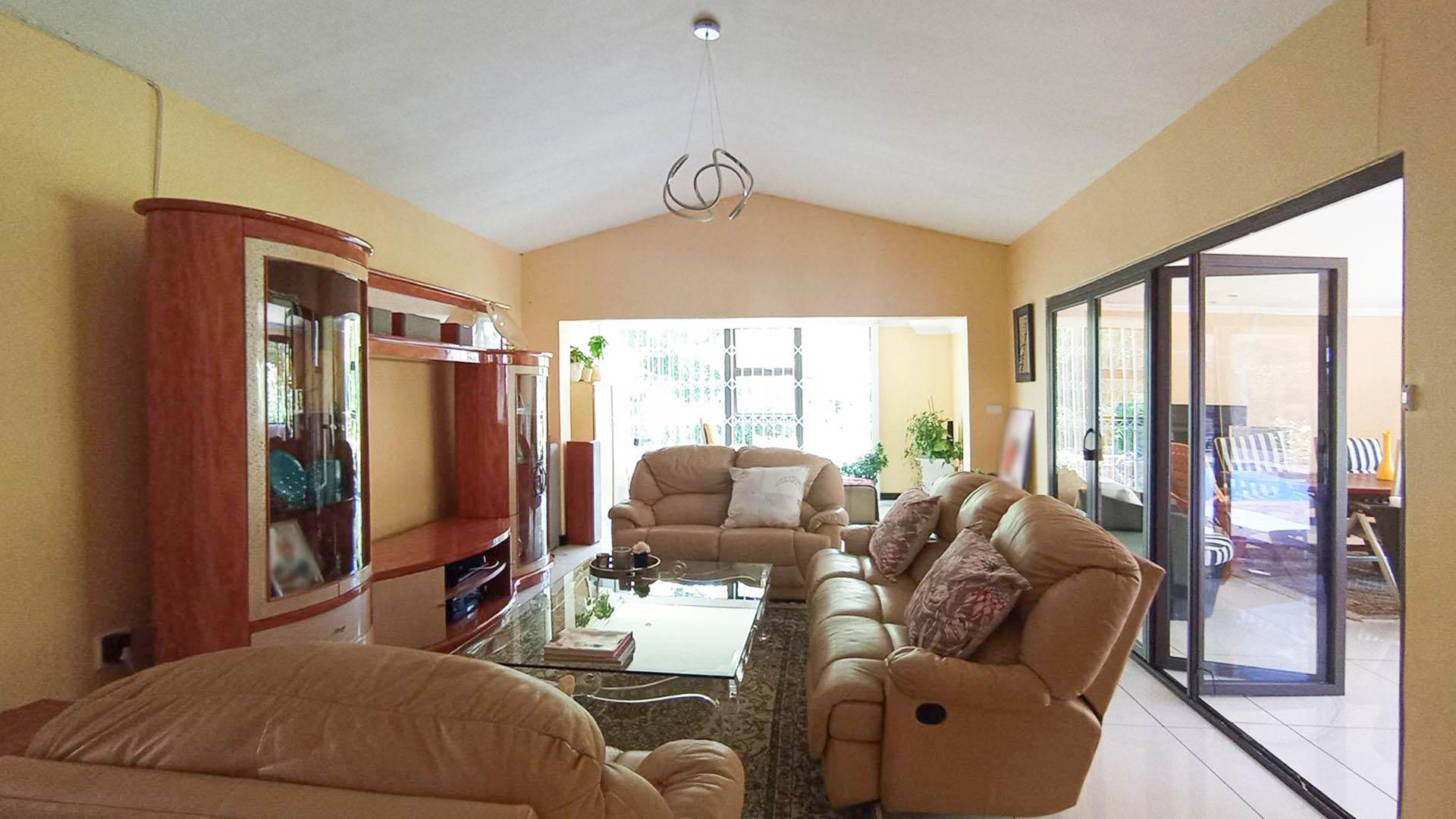  of property in Waterkloof Ridge