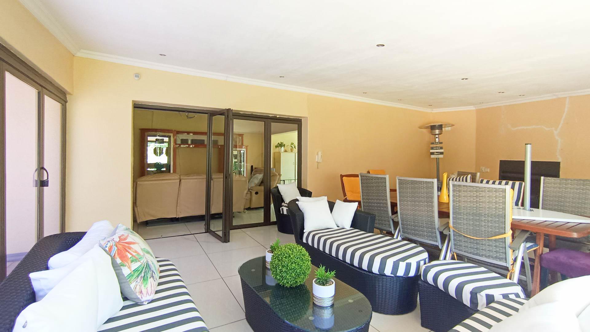  of property in Waterkloof Ridge