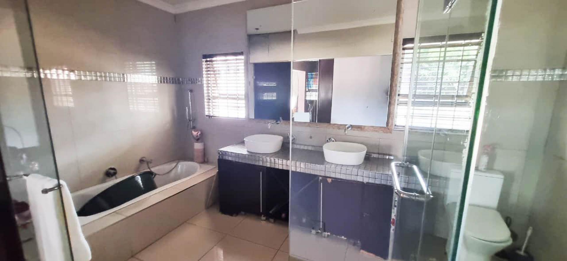  of property in Waterkloof Ridge