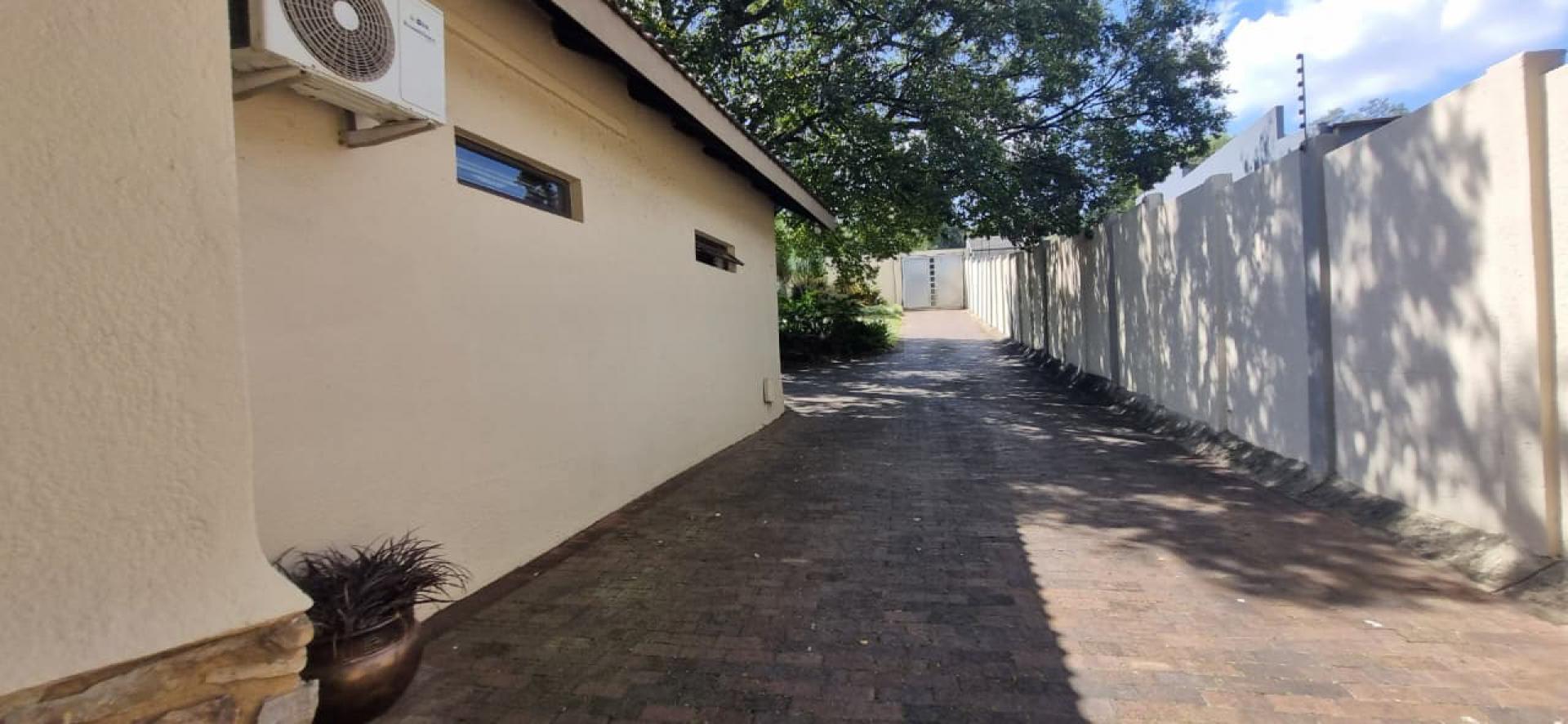  of property in Waterkloof Ridge