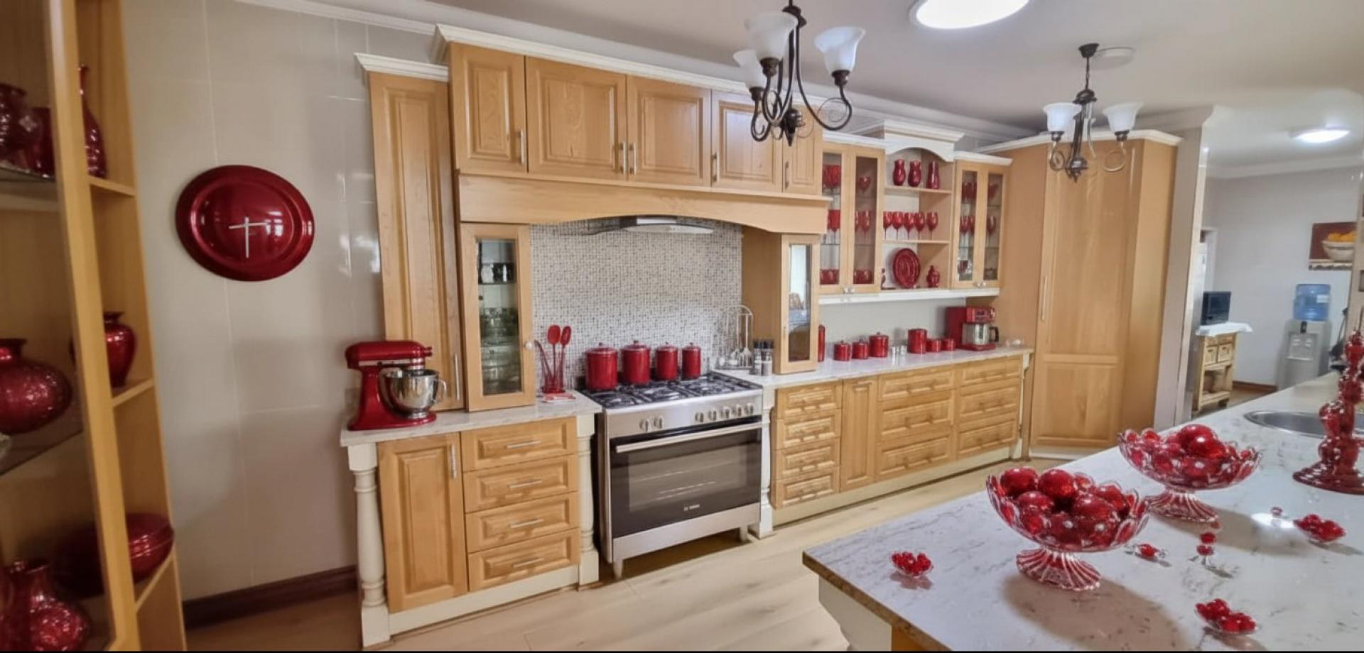  of property in Lakefield