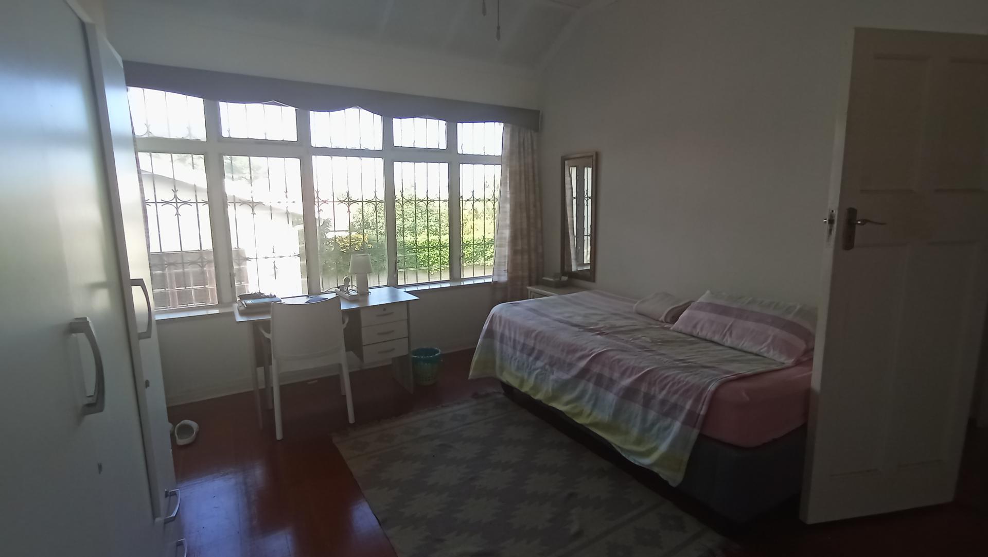 Bed Room 2 - 3 square meters of property in Bulwer (Dbn)