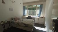 Bed Room 1 - 24 square meters of property in Bulwer (Dbn)