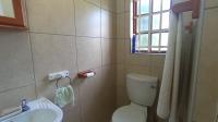 Bathroom 1 - 9 square meters of property in Bulwer (Dbn)