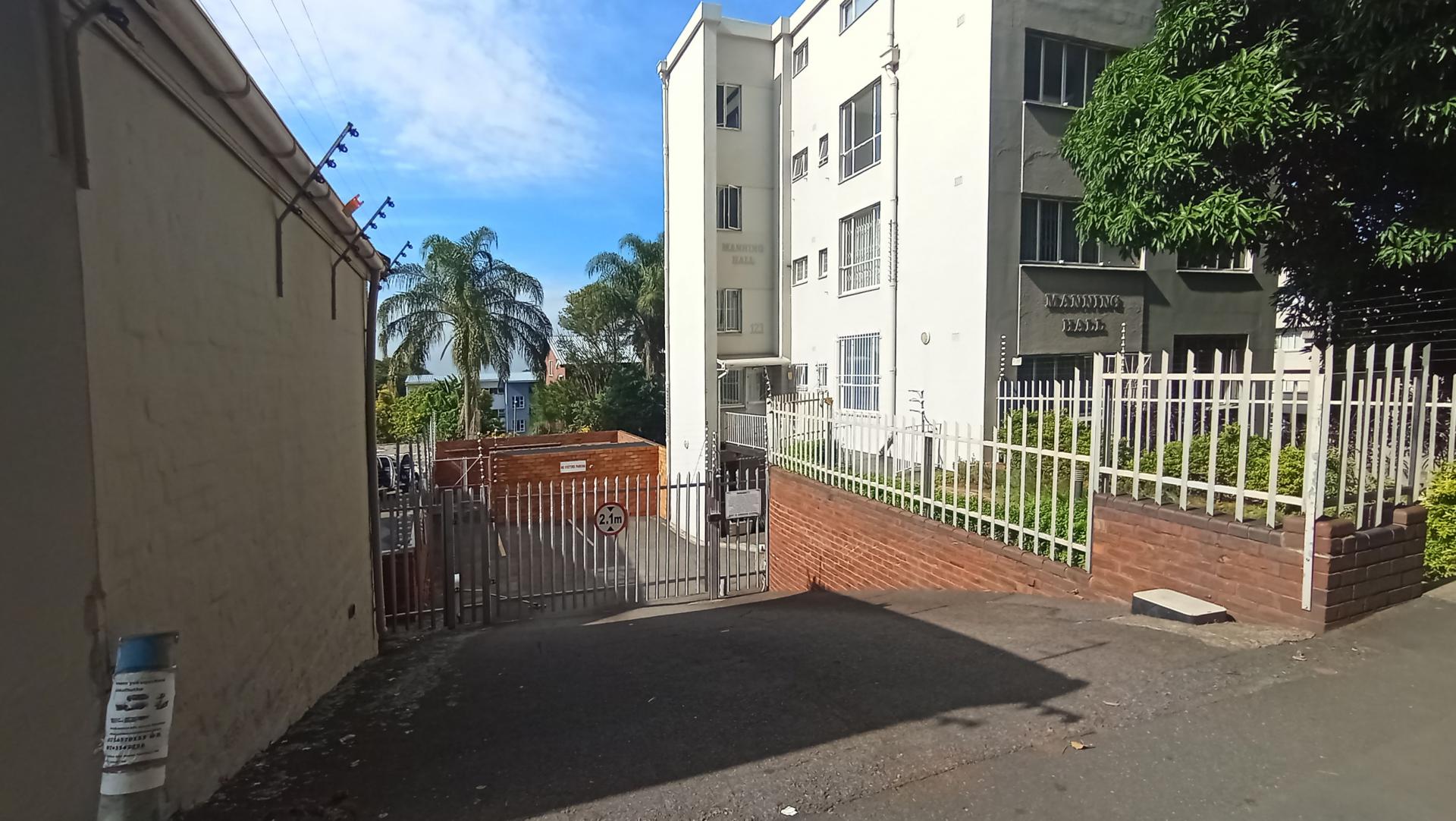 Front View of property in Bulwer (Dbn)